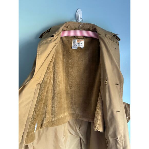 Vintage London Fog Trench Coat Women's 16 (Fits like Large) - Picture 3 of 8